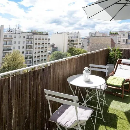 De Charme Avec Terrasse Vue Tour Eiffel Appartement *