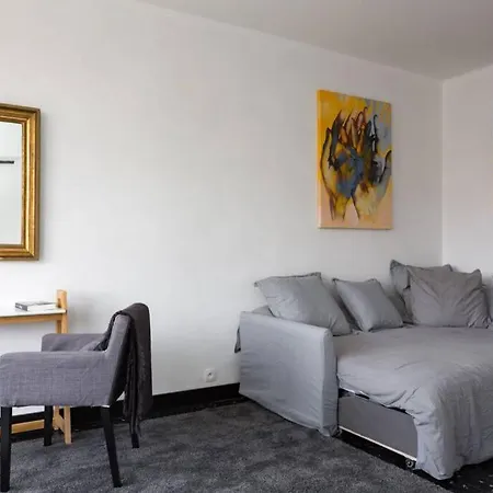 Appartement De Charme Avec Terrasse Vue Tour Eiffel *